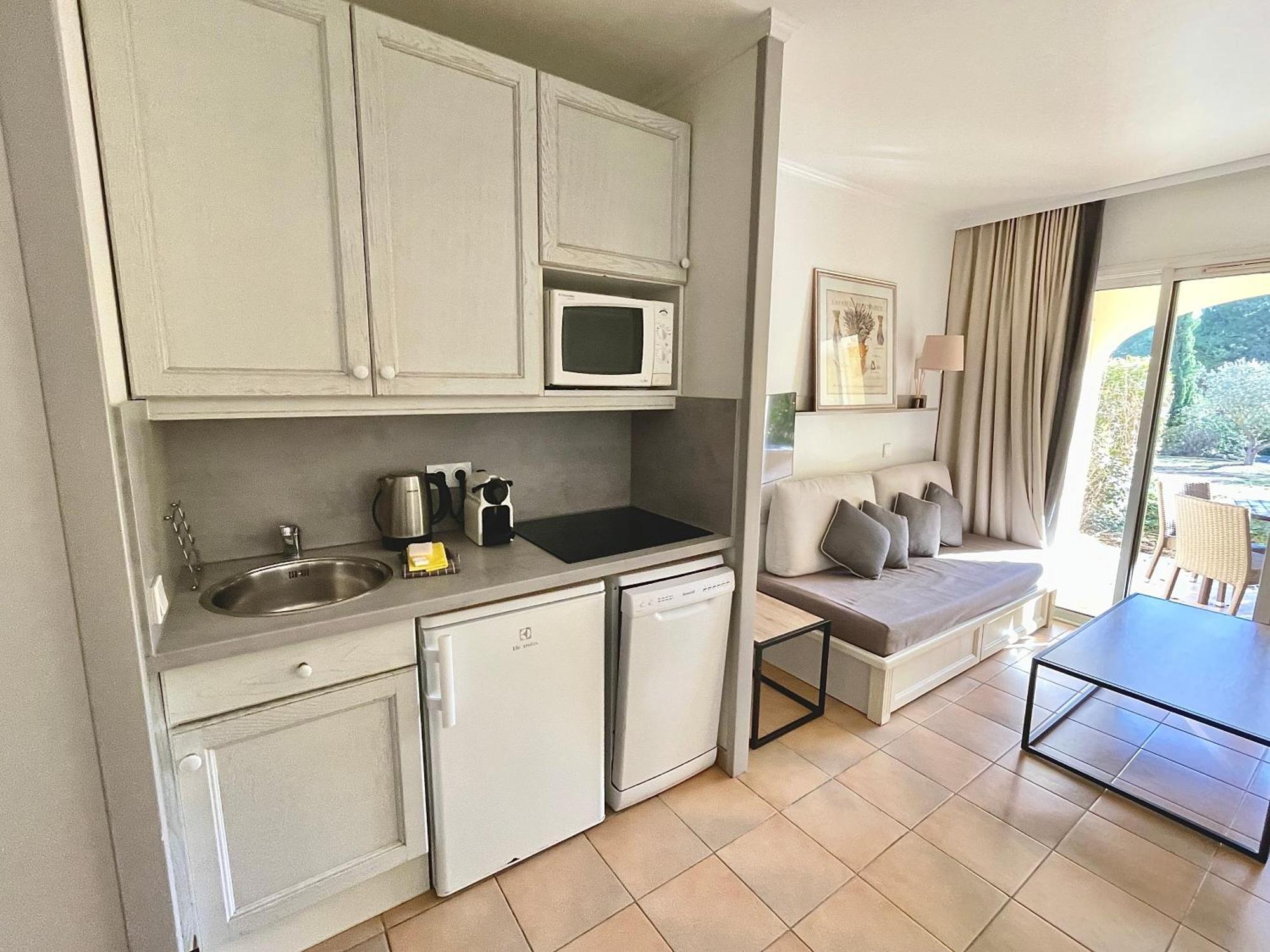 Appartement Golf De Pont Royal Mallemort Exterior foto